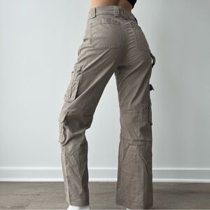Abercrombie & Fitch Light Taupe Cargo Relaxed Utility Pants Size 24 / 00 Short
